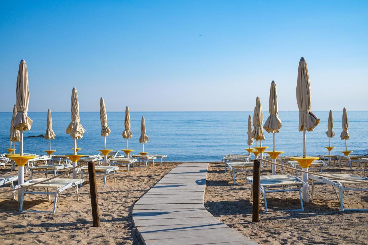 Torre Guaceto Greenblu Resort Specchiolla Εξωτερικό φωτογραφία